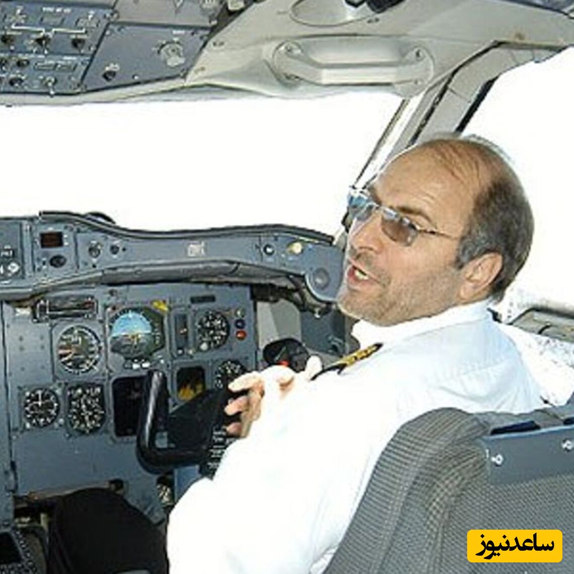 محمدباقر قالیباف در حال خلبانی