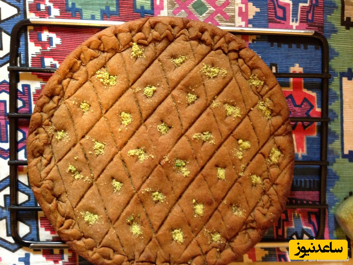 طرز تهیه مرحله به مرحله کماچ سهن خوشمزه کرمانی+ عکس