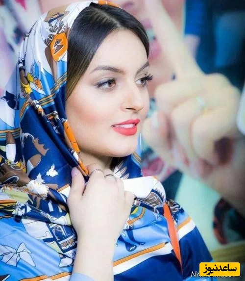 نیلوفر پارسا