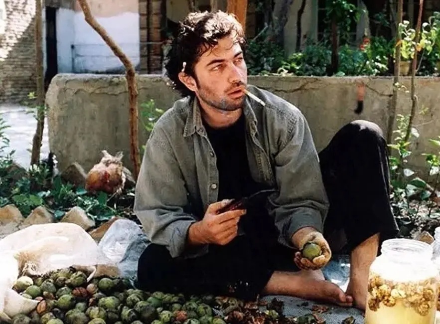 سندی که شخصیت واقعی پارسا پیروزفر را آشکار می کند/محمد حسین لطیفی: پارسا پیروزفر بسیار انسان شریفی است، برای پول بیشتر، کار نکرده است!