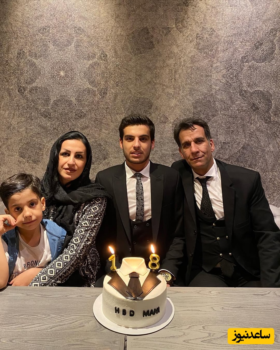 مانی رحمانی و پدر و مادرش