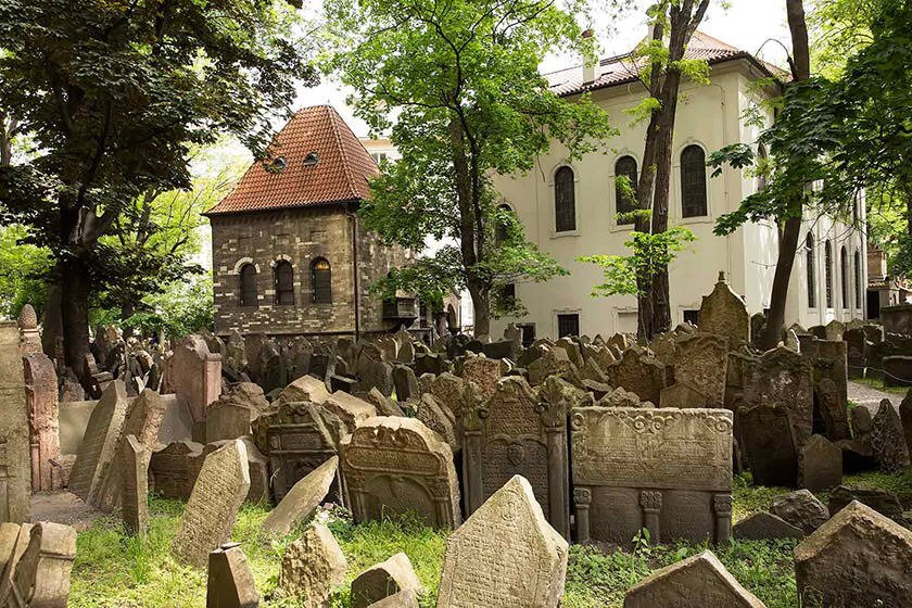  قبرستان قدیمی یهودیان پراگ
