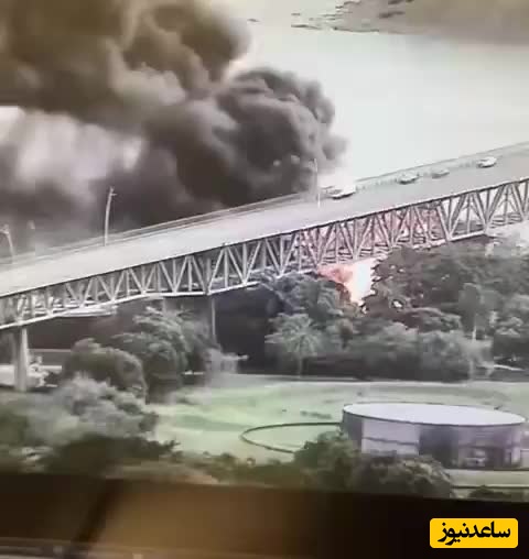 تصاویر هولناک از انفجار تانکر روی پل؛ خودروها در حلقه آتش گرفتار شدند