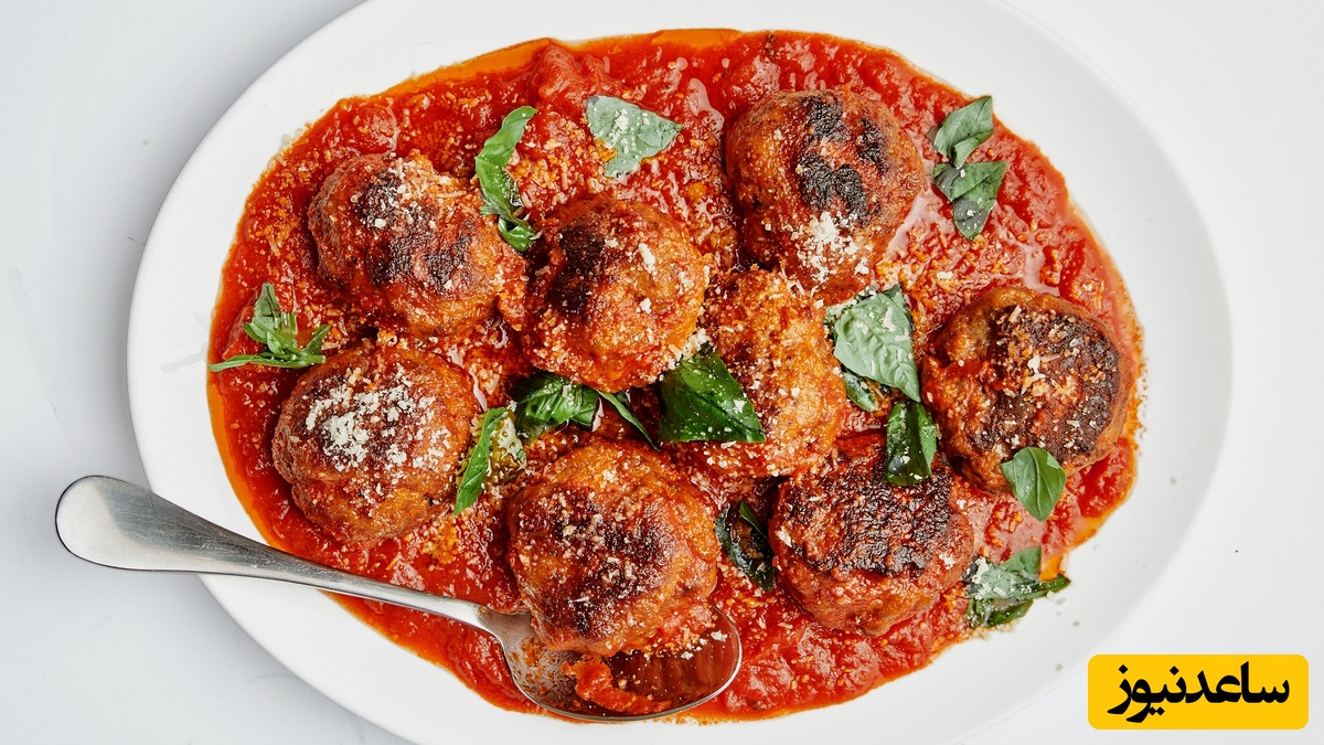 طرز تهیه قرمزه نخودچی؛ غذای سنتی فراموش شده ولی لذیذ اصفهان/ بیخود نیست میگن اصفهان نصف جهان، از هر انگشت مردمانش هزارتا هنر میباریده انگار