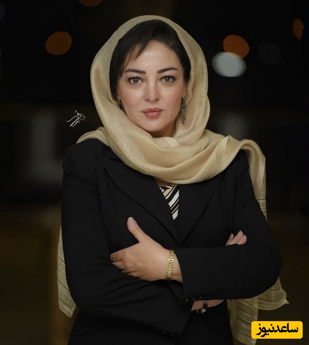 رونمایی رزیتا غفاری از تصاویر جشن عروسی‌اش با تاج خاص و زیبا در دهه 70 کنار همسرش