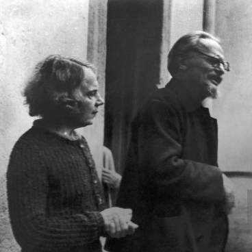 لئون تروتسکی و همسرش ناتالیا سدوا
