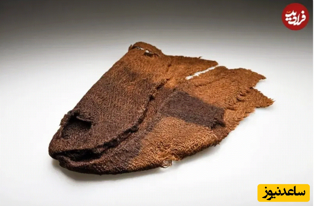 جوراب یا ساق‌پوش پشمی (حدود 1450 میلادی)، طول 23 سانتی‌متر