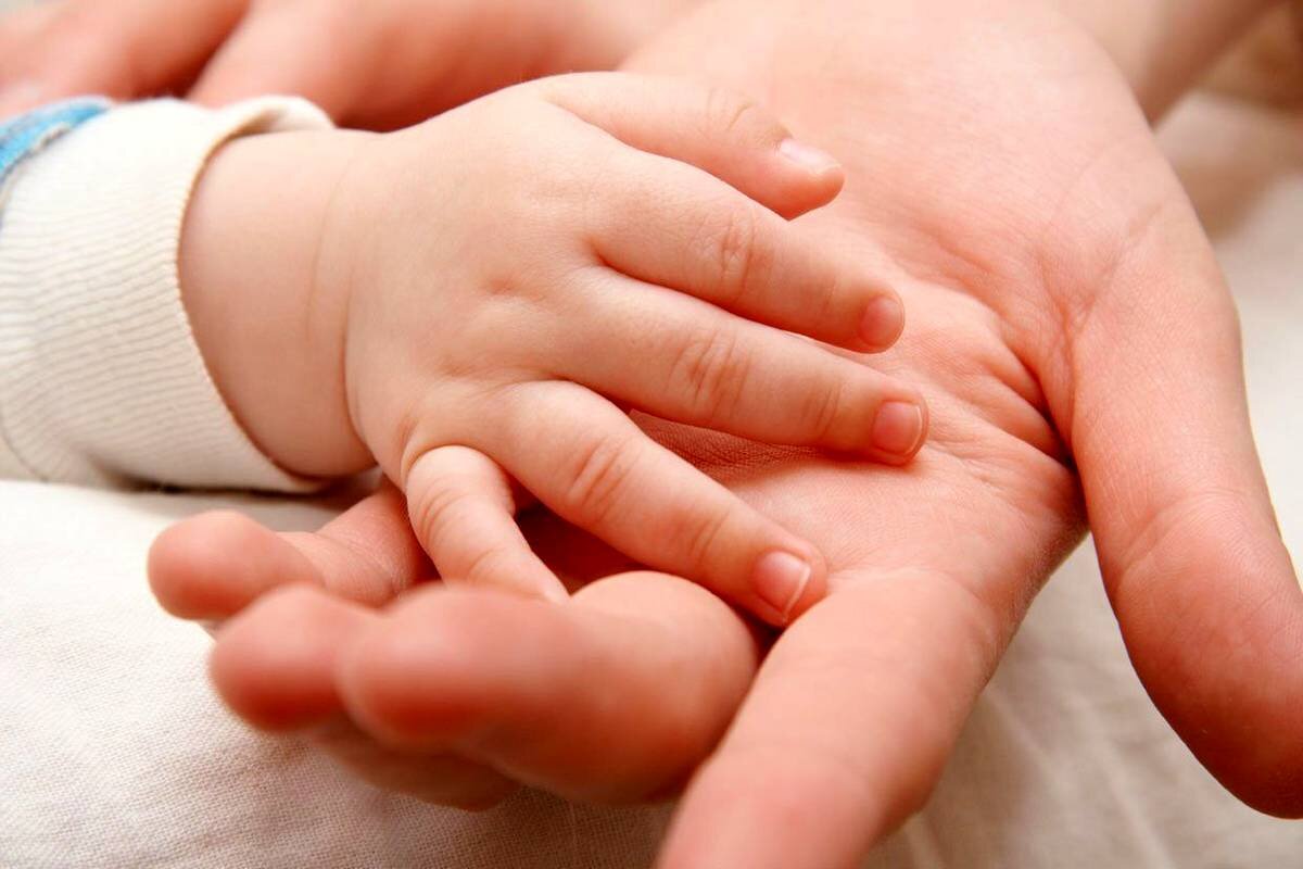 وزارت بهداشت از «نوزاد طلایی» رونمایی کرد/ بارداری در هیچ سنی خطر ندارد