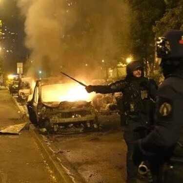 استقرار 45000 نیروی پلیس برای سرکوب تظاهرات‌کنندگان در فرانسه