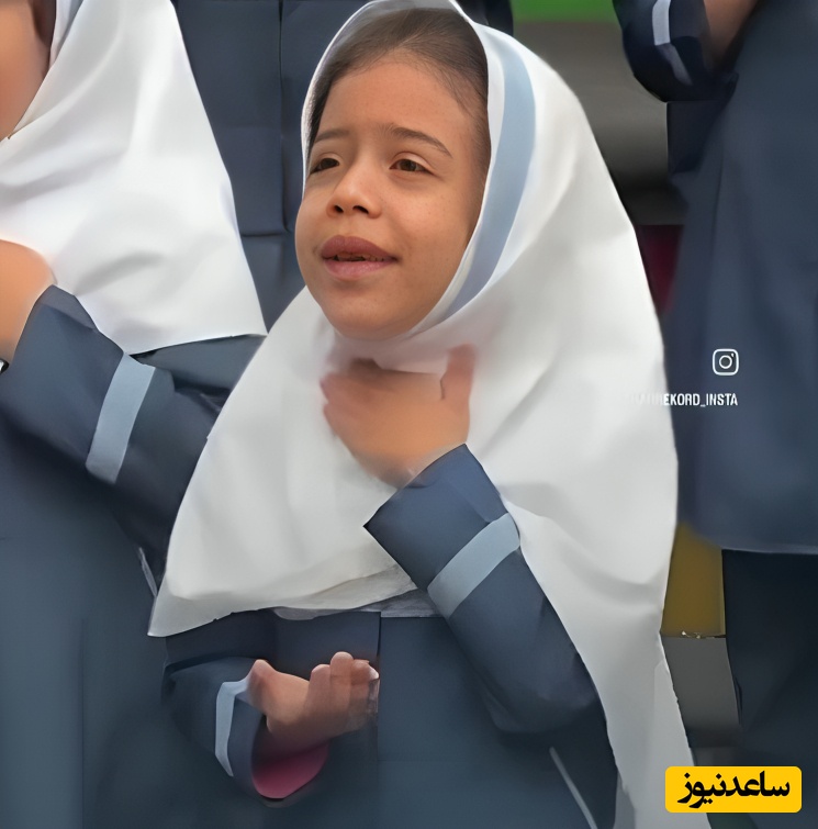 تندیس طلایی احساسی ترین دانش‌آموز تعلق میگیره به این دوستمون/ کاش تا آخر دوران تحصیلیش بتونه انقدر با احساس بمونه😂 +ویدیو