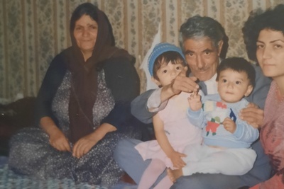 یادی کنیم از ناهار ظهر جمعه‌های خونه‌ مادر بزرگ/ از غذاهایی که عطر و بوی خونه‌های قدیمی دارن تا چیدمان سفره به سلیقه‌ مادربزرگ