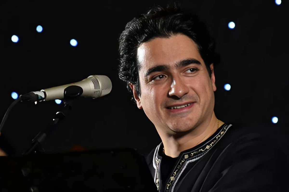 با این ابداع هوش مصنوعی دیگه لازم نیست بری کنسرت خواننده مورد علاقت! +ویدیو