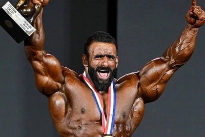 هادی چوپان: یک کشور عربی به من پیشنهاد میلیاردی داد، با این پول می توانستم در ایران یک کوچه با تمام خانه ها و مغازه هایش را بخرم اما...