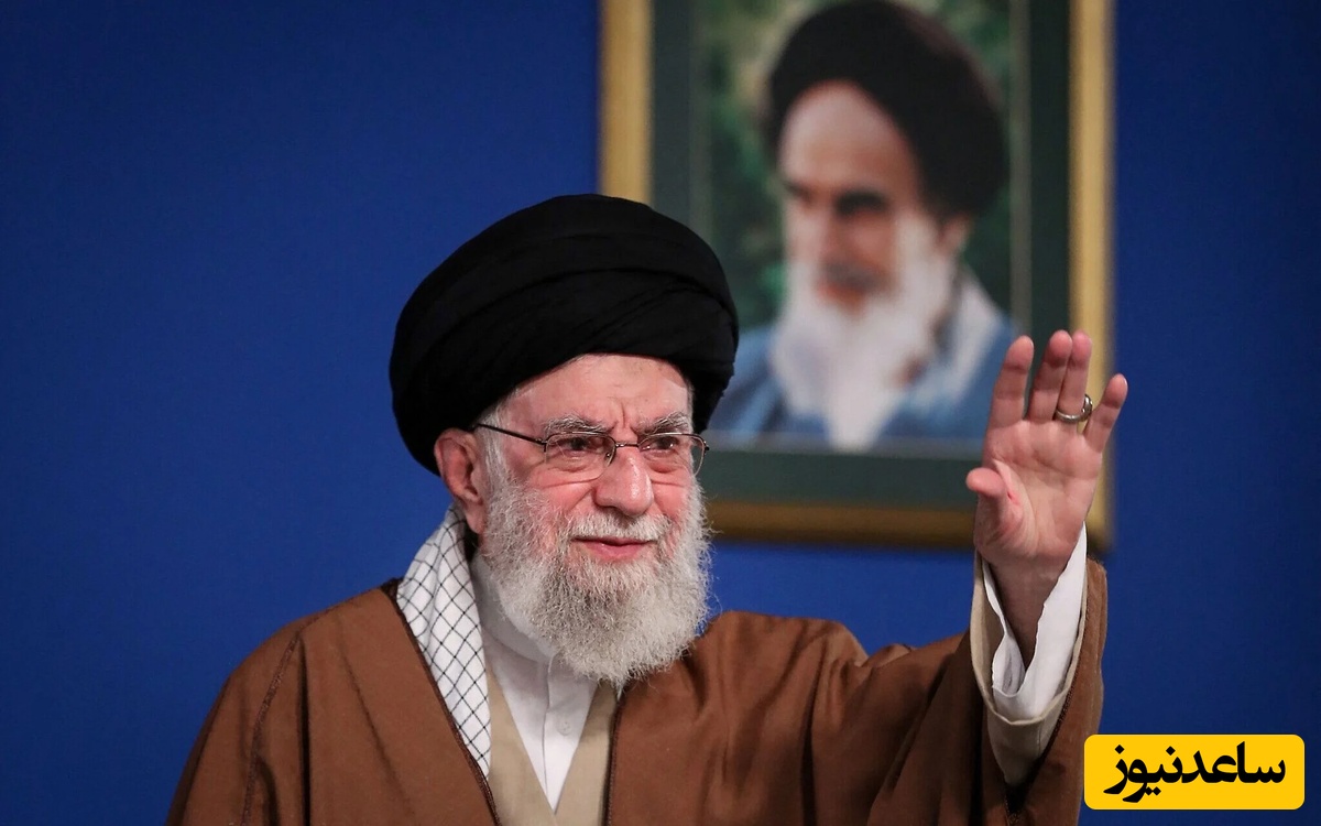 شعرخوانی زیبای رهبر شهید انقلاب از شیخ محمود شبستری، صدایی که در دل‌ها باقی خواهد ماند / وز ایشان سیّد ما گشته سالار