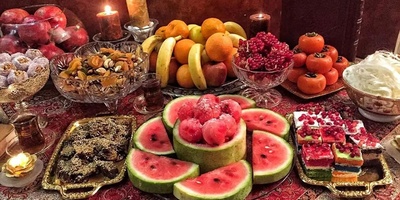شب یلدا در تهران قدیم؛ راز شب‌خوان‌هایی که روی پشت‌بام‌ها می‌خواندند