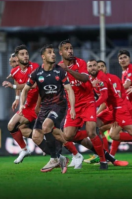 بحران بی‌سابقه در پرسپولیس پیش از نبرد با نساجی؛ دست سرمربی خالی‌تر از همیشه شد!