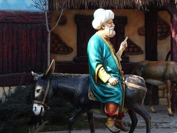 حکایت متفاوت و شنیدنی از رشوه "ملانصرالدین" به قاضی / دست روی دست بسیار است