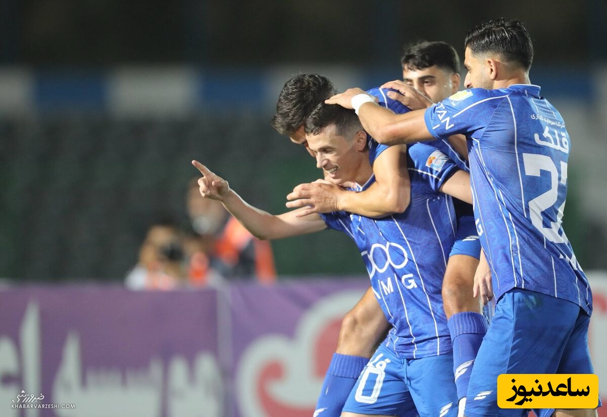 منچ بازی ستاره های خارجی استقلال در فرودگاه با حضور وریا غفوری+عکس