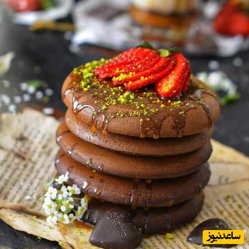 آموزش آشپزی ؛ طرز تهیه شیرینی پنکیکی شکلاتی بدون نیاز به فر و فقط با یک بطری