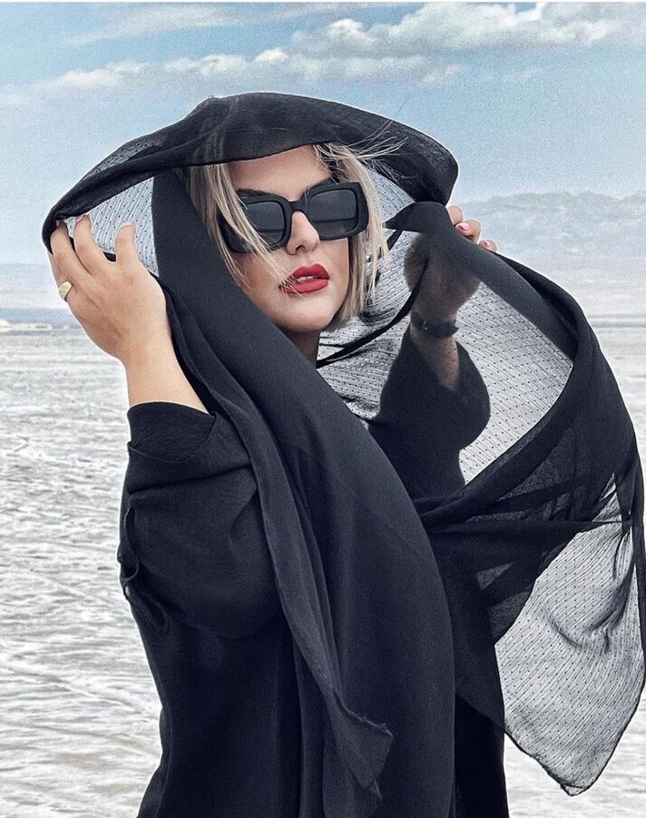 حیوان خانگی خسته و تنبل دنیا مدنی/تو رو خدا ببیند چجوری لش کرده؟! انگار از زمین و زمان شاکیه!