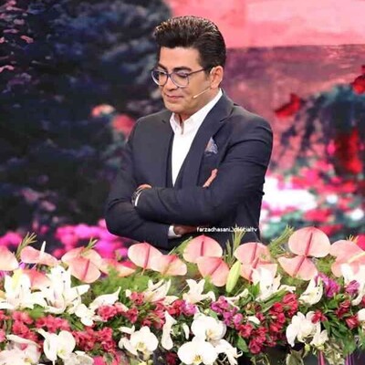 تولد شاعرانه و رمانتیک فرزاد حسنی با چیدمان شمع و گل+عکس/ و مدل مویی که اصلا به آقای مجری نمیاد!