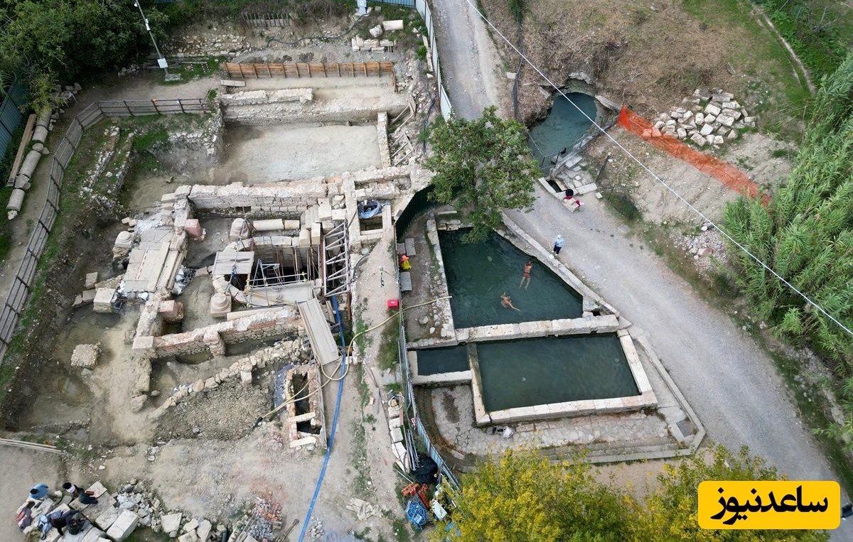 کشف مارهای 2 هزارساله در زیر حمام مقدس