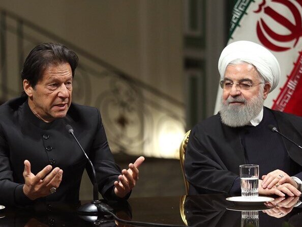 عمران خان و روحانی