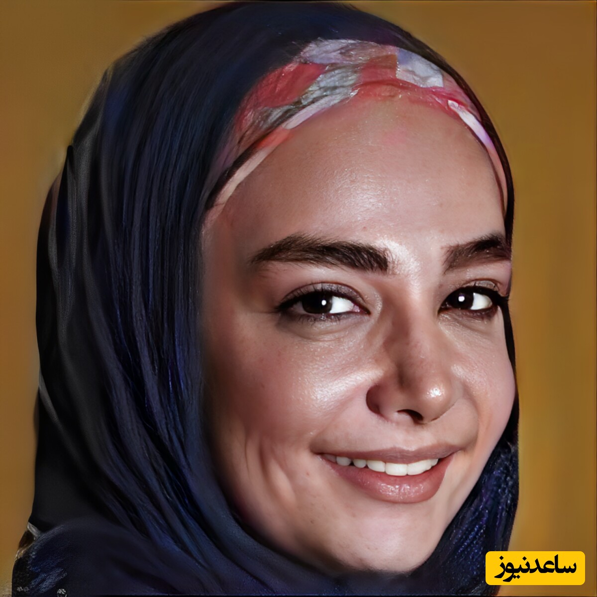 آزاده مویدی فرد