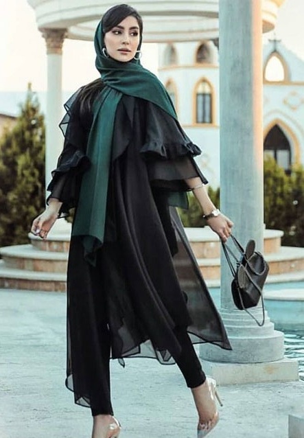 مانتو جلوباز