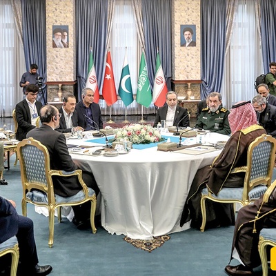 انتقاد تند حسین شریعتمداری به نشست چهارجانبه ایران با عربستان، پاکستان و ترکیه / آیا این 3 کشور به آمریکا پشت کرده‌اند؟