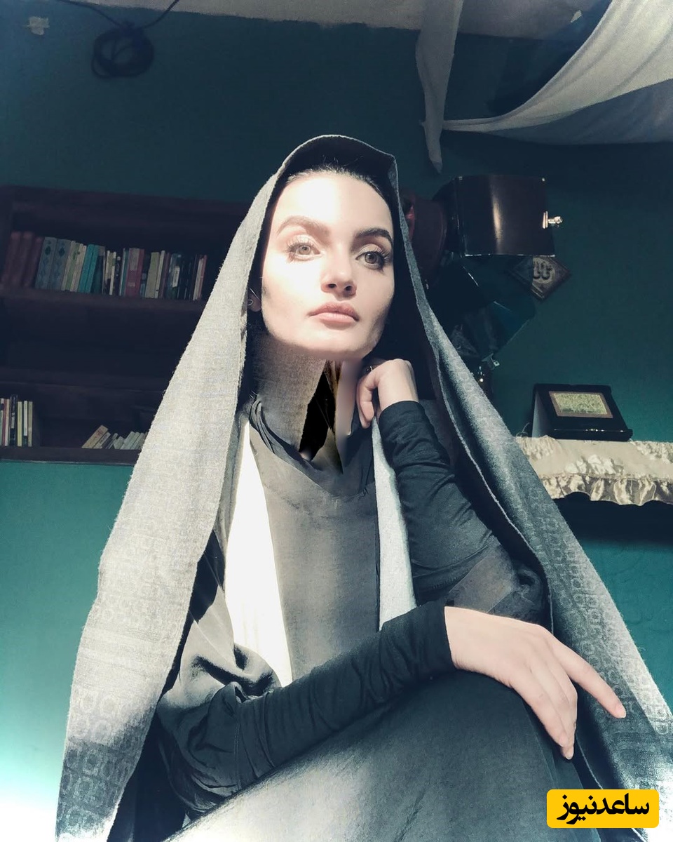 نیلوفر پارسا