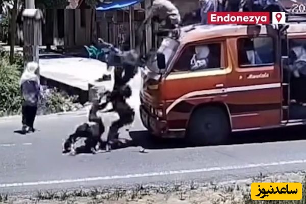 سقوط دانش آموزان از روی سقف خودرو بعد از ترمز کردن راننده + ویدئو