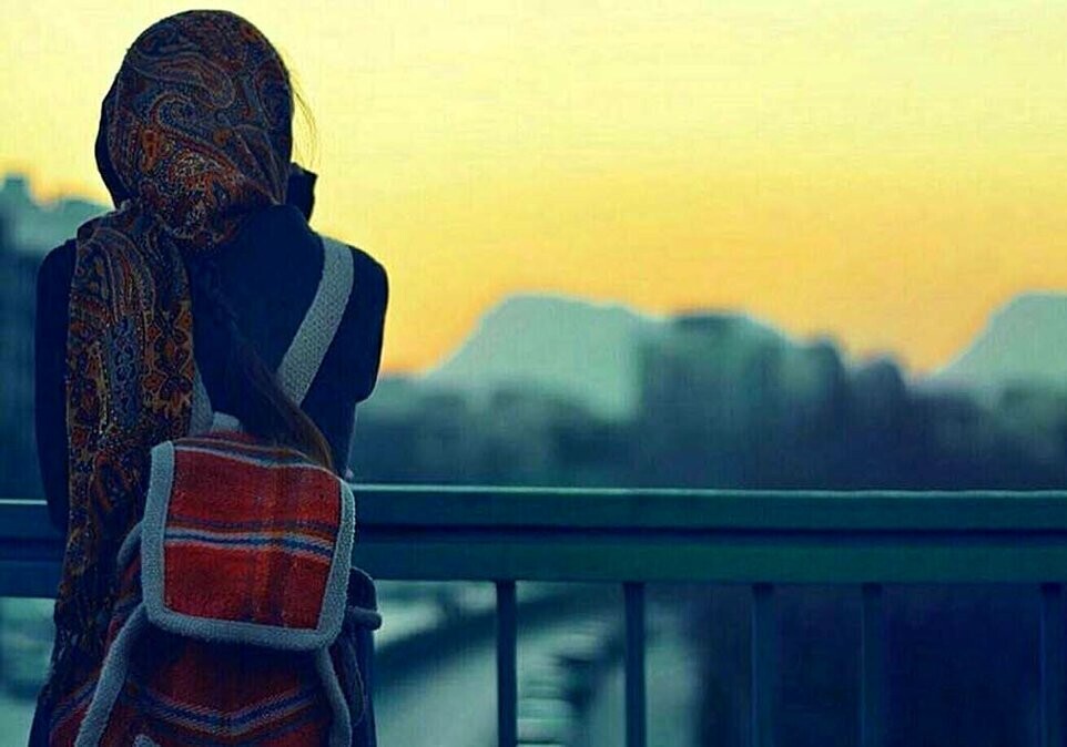 طلاقهای عجیب / زن آرایشگر مادرم را اغفال کرد و همسرم خیانت مادرم را دید و من را ترک کرد
