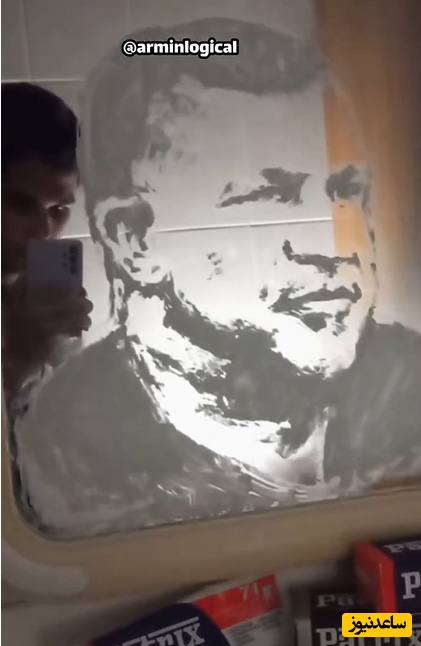 هنرنمایی غیرقابل‌باور جوانی که همه را انگشت به‌ دهان کرد؛ طراحی چهره علی دایی فقط با خمیر دندان و مسواک+ویدیو/ بعد از دیدنش به چشمهای خودتون شک میکنین!