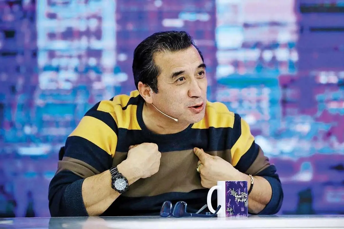 واکنش زیبای خداداد عزیزی به آتش بس: ای در رگانم خون وطن دور از تو بادا اهرمن+عکس