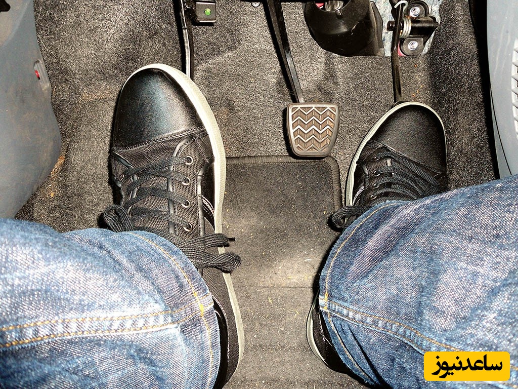 گرفتن کلاچ هنگام روشن کردن خودرو لازم است یا خیر؟