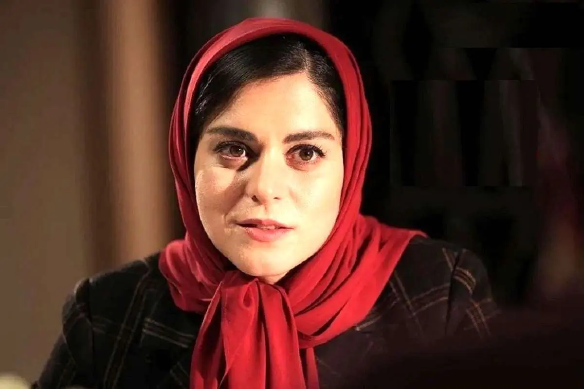 چرخی در تصاویر قدیمی اینستاگرام بازیگران؛ غزل شاکری در پشت صحنه سریال جزیره