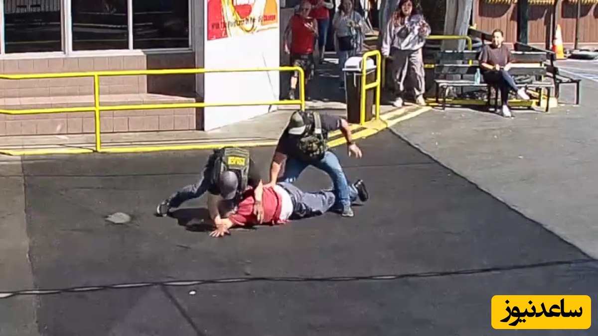 (ویدیو) حتی به پیر‌مرد هم رحم نمیکنند/ رسوایی پلیس آمریکا پس از ضرب و شتم یک پیر مرد و شکایت 50 میلیون دلاری او!