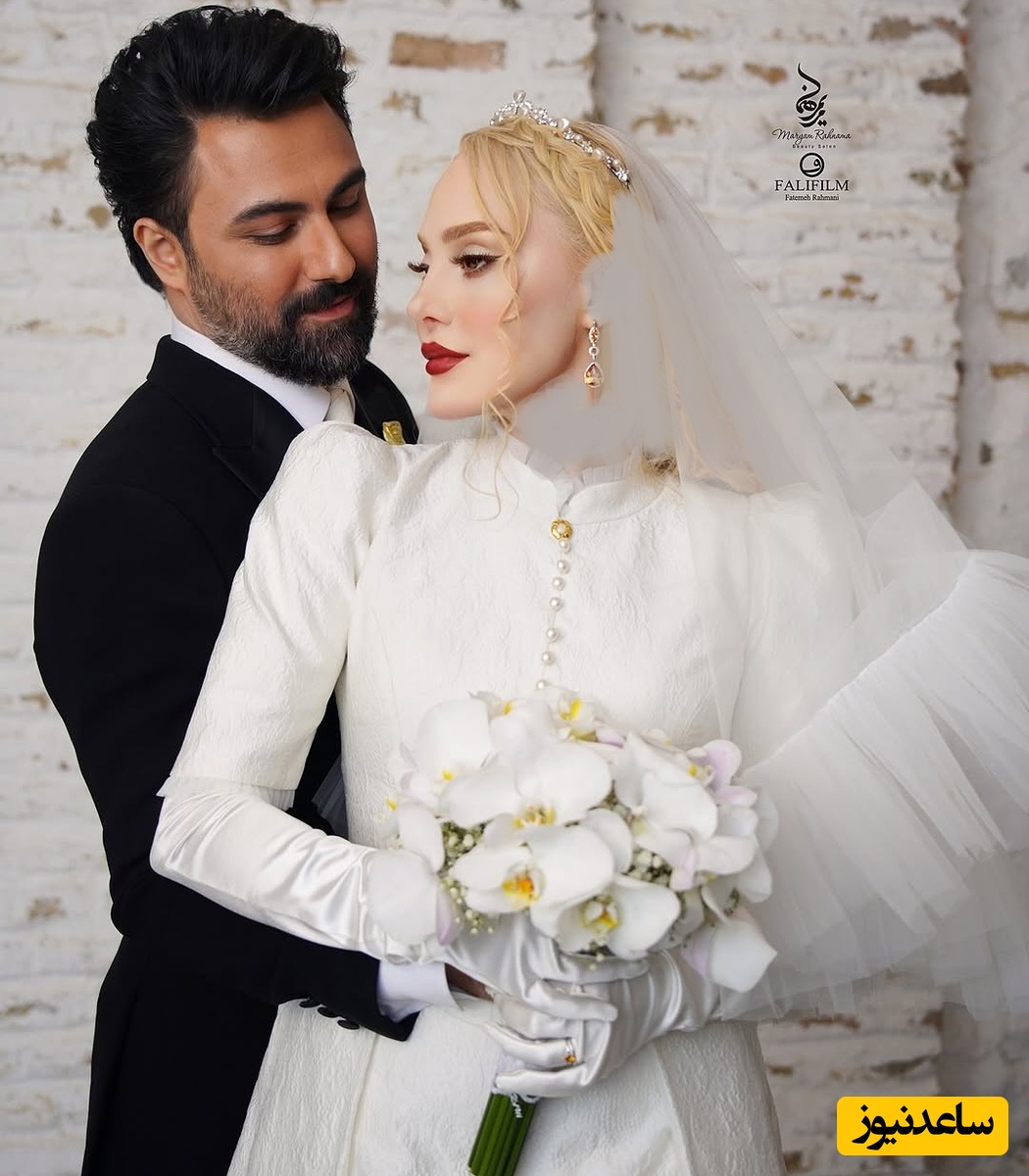 چیدمان مدرن و باکلاس منزل آرام جعفری عروس دهه پنجاهی سینمای ایران مزین به فرش پتینه، دکوراسیون سفید کوریدور، مبلمان راحتی، پاسیو دلباز، لوستر بلوری، نور های سه بعدی سقف و...