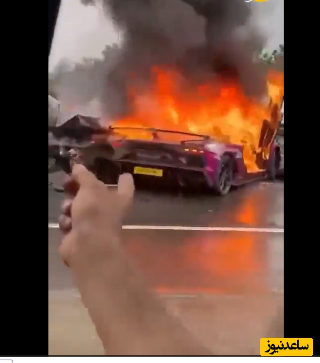  ویدیو| تصادف وحشتناک یک سلبریتی و سوختن ابر خودرویش در آتش