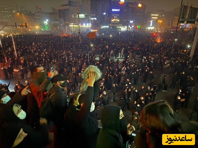 چرا اعتراضات نسل زد به خشونت کشیده می‌شود؟ / رمزگشایی از بحران در اکوسیستم اشباع اطلاعات