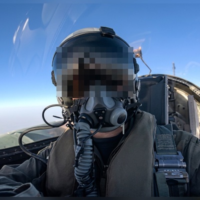 اولین ویدئوی منتشرشده از خلبان جنگنده ساقط شده در ایران