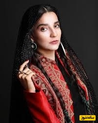 لباسی که تاریخ را زنده کرد!/ درخشش فائزه راد و الهام‌گیری از مسجد شیخ لطف‌الله در قلب فرش قرمز ونیز!🤩💕 +عکس