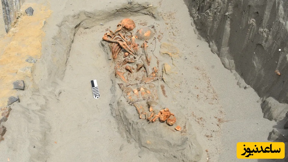 این فرد ممکن است پیش از قربانی شدن، دست‌هایش بسته شده باشد