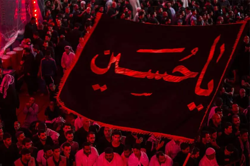 مراسم عزاداری و سینه زنی جامعه ورزشی تبریز برای امام حسین (ع)
