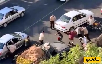 این ویدیو از ضرب و شتم بی‌رحمانه و دلخراش یک جوان دستفروش توسط ماموران شهرداری قزوین دل ایرانیان را به درد آورد