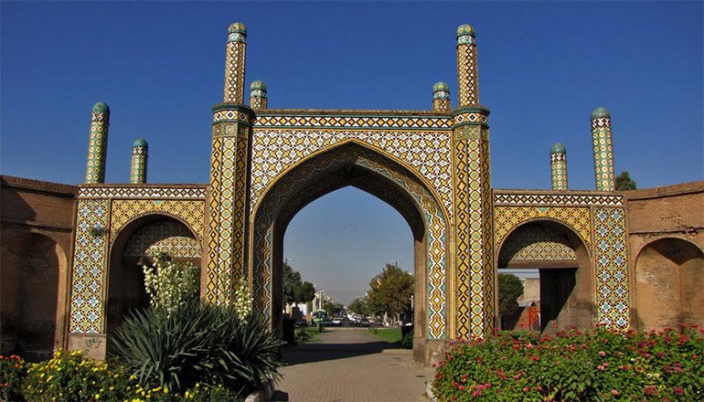 دروازه تهران قدیم در شهر قزوین و جاذبه های آن!