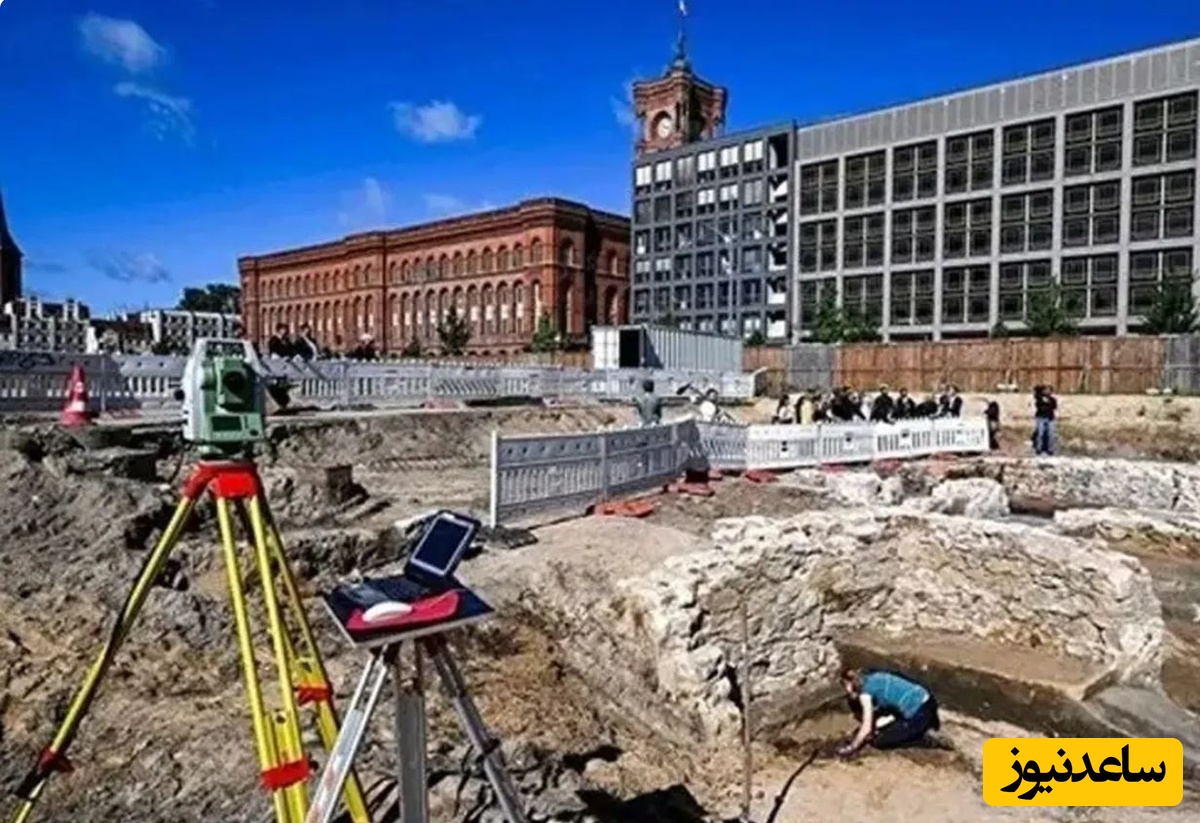 کشف لنگه‌کفش و گنجینۀ کوچک سکه‌های چندصدساله در برلین