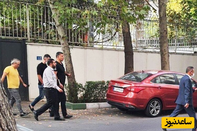 علی دایی: دزدها من را نشناخته بودند و یکی از سارقین گردنبندم دو بار می‌خواست با قمه به شکمم بزند که خداراشکر...