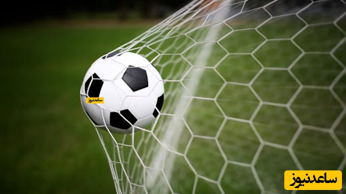 گل شگفت‌انگیز از وسط زمینی که تبدیل به استخر شده بود + فیلم